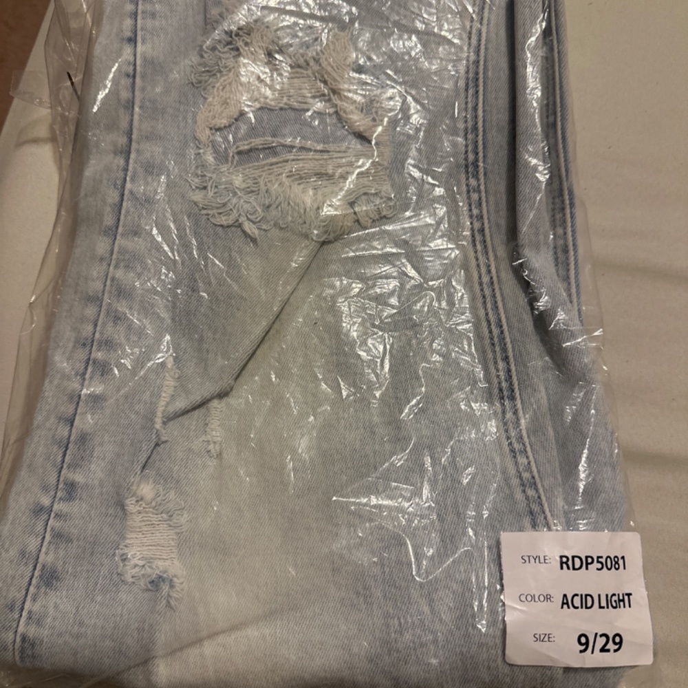 Val High Rise Distressed Risen Jeans - Picture 3 of 6
